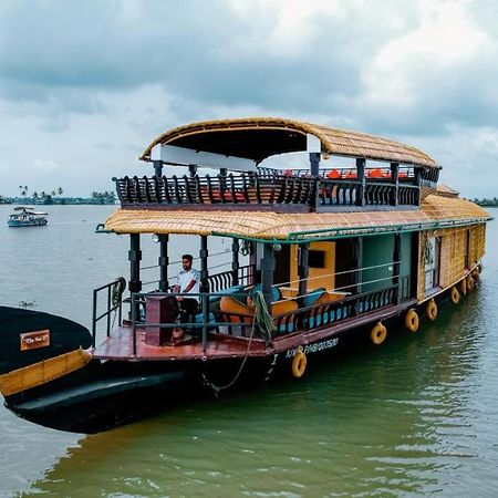 Why Not Houseboat Hotel Alappuzha Luaran gambar