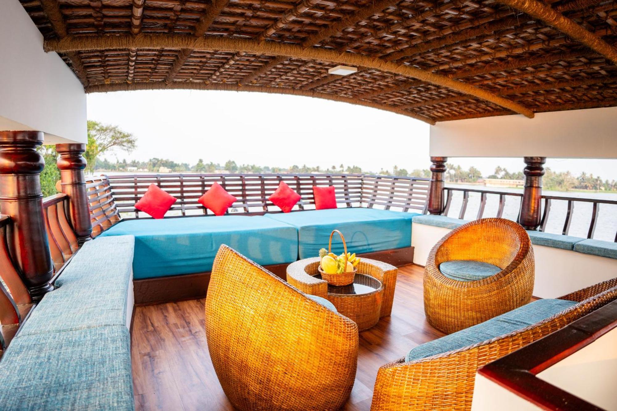 Why Not Houseboat Hotel Alappuzha Luaran gambar