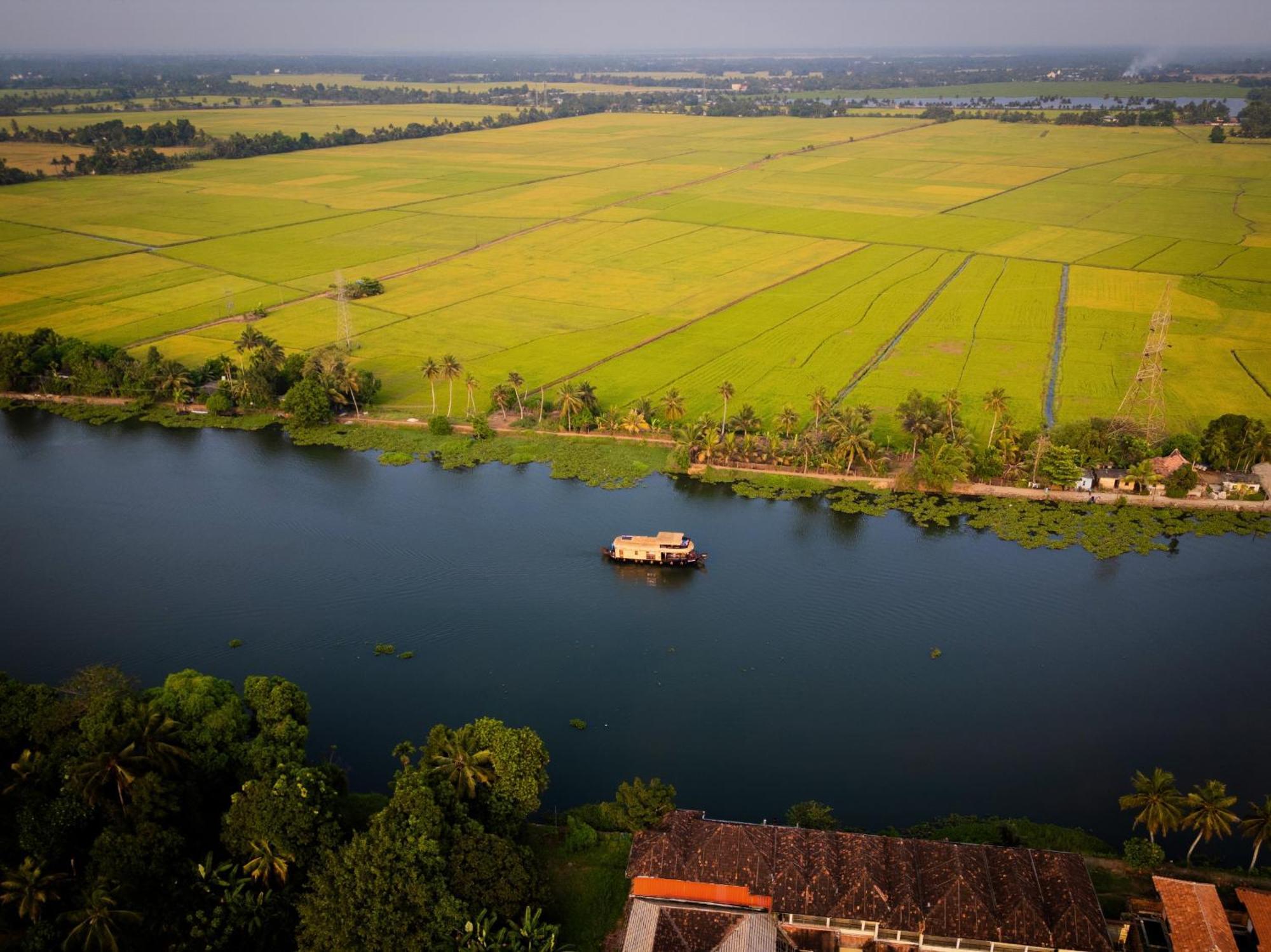 Why Not Houseboat Hotel Alappuzha Luaran gambar
