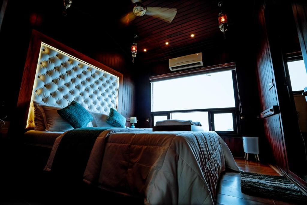 Why Not Houseboat Hotel Alappuzha Luaran gambar